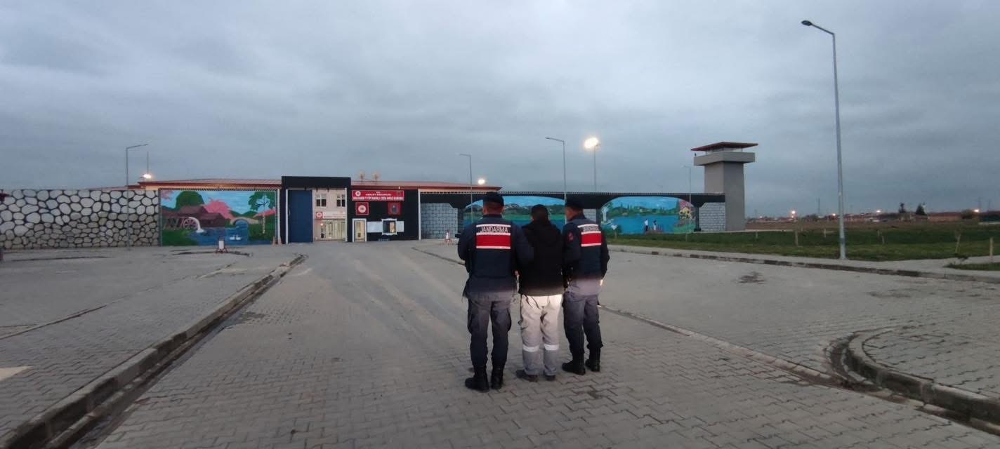 Emirdağ’da Aranan Şahıs Jandarma Tarafından Yakalandı
